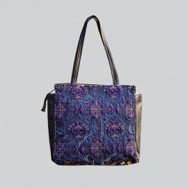Thousand nights tote